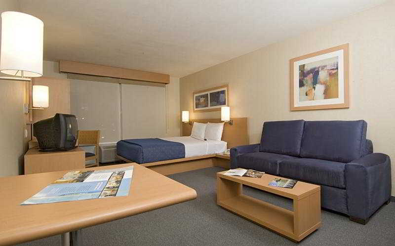 City Express By Marriott Mexicali Phòng bức ảnh